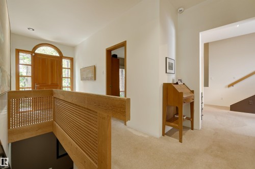 14232 Ravine Drive, Edmonton, AB - Indoor Photo Showing Other Room