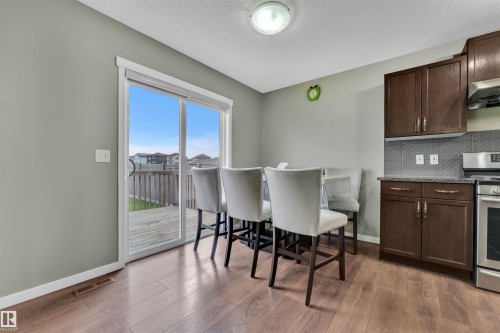 1651 28 Street, Edmonton, AB - Indoor
