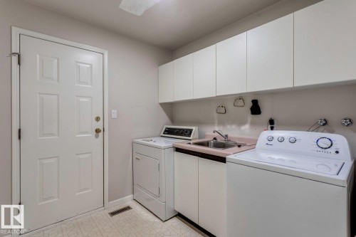 12416 29A Avenue, Edmonton, AB - Indoor Photo Showing Laundry Room