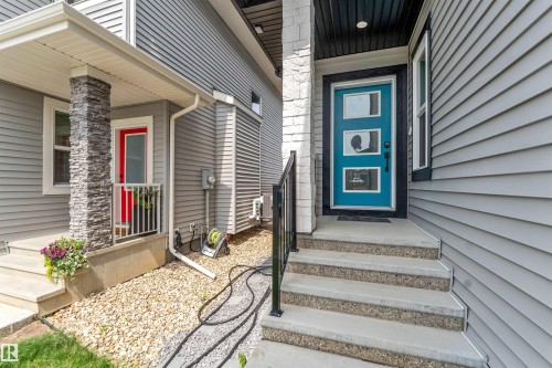 Property entrance - 15518 13A Avenue, Edmonton, AB - Outdoor