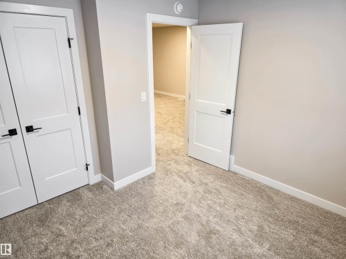 137 Hilton Cove, Spruce Grove, AB - Indoor Photo Showing Other Room