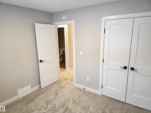 137 Hilton Cove, Spruce Grove, AB - Indoor Photo Showing Other Room