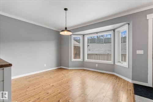 117 5 Aberdeen Way, Stony Plain, AB - Indoor Photo Showing Other Room