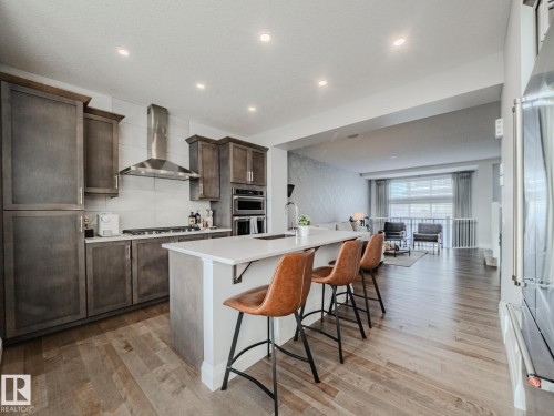 2805 Anton Wynd, Edmonton, AB - Indoor Photo Showing Kitchen With Upgraded Kitchen