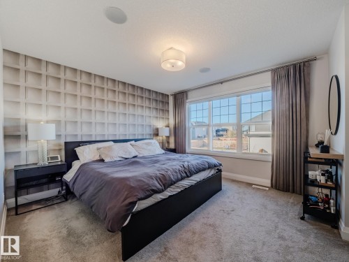 2805 Anton Wynd, Edmonton, AB - Indoor Photo Showing Bedroom