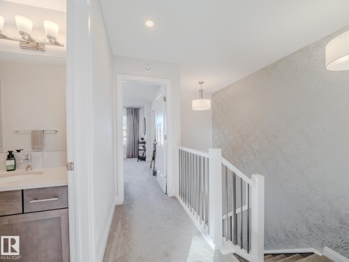 2805 Anton Wynd, Edmonton, AB - Indoor Photo Showing Other Room