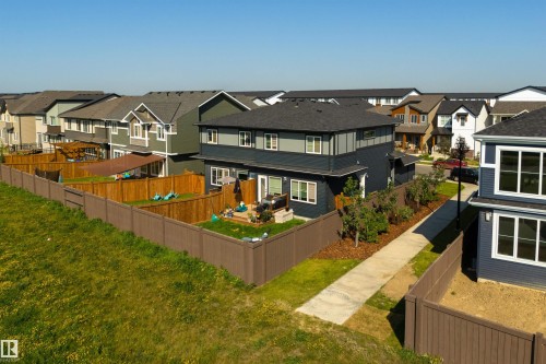 1303 Podersky Wynd, Edmonton, AB - Outdoor