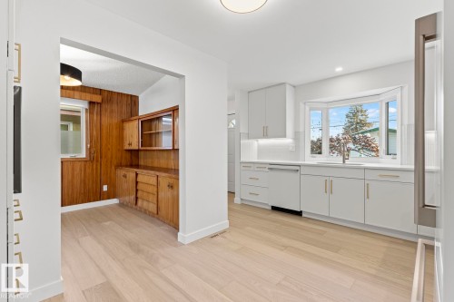 10629 79 Street, Edmonton, AB - Indoor Photo Showing Other Room