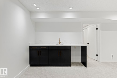 10629 79 Street, Edmonton, AB - Indoor Photo Showing Other Room