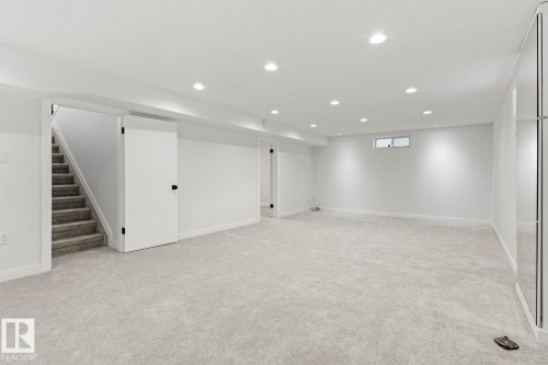 10629 79 Street, Edmonton, AB - Indoor Photo Showing Other Room