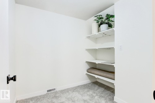 10629 79 Street, Edmonton, AB - Indoor