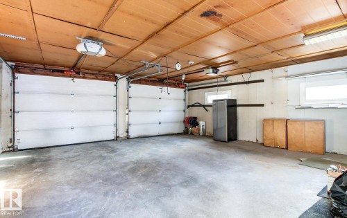 10629 79 Street, Edmonton, AB - Indoor Photo Showing Garage