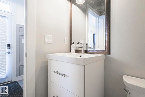 180 Southfork Drive, Leduc, AB - Indoor Photo Showing Bathroom