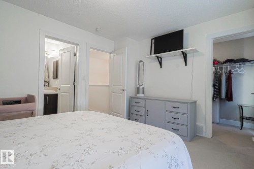 180 Southfork Drive, Leduc, AB - Indoor Photo Showing Bedroom