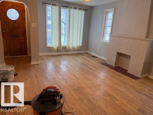 9811 78 Avenue, Edmonton, AB - Indoor Photo Showing Other Room