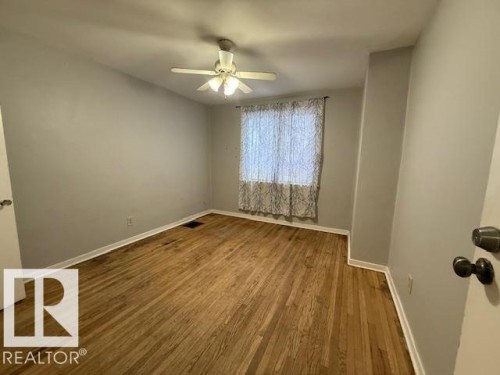 9811 78 Avenue, Edmonton, AB - Indoor Photo Showing Other Room