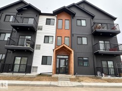 9227 228 Street  Edmonton, AB T5T 4T1