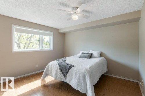 St. Albert, AB - Indoor Photo Showing Bedroom