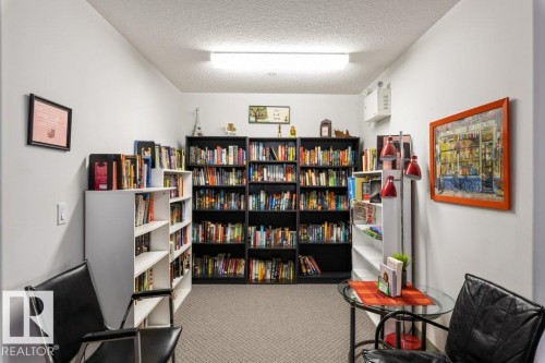 St. Albert, AB - Indoor Photo Showing Office