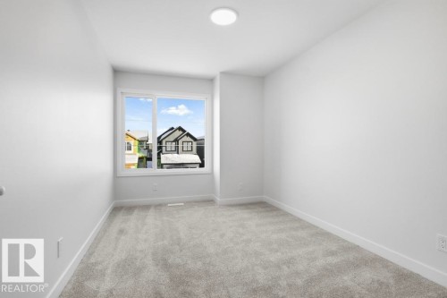 2331 Muckleplum Way, Edmonton, AB - Indoor Photo Showing Other Room