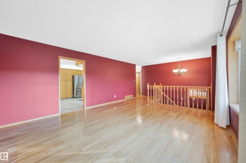 3410 135A Avenue, Edmonton, AB - Indoor Photo Showing Other Room