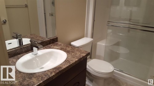 437 6076 Schonsee Way, Edmonton, AB - Indoor Photo Showing Bathroom