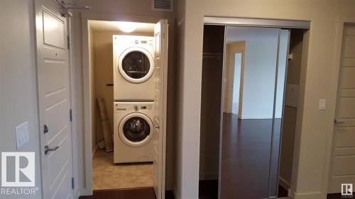 437 6076 Schonsee Way, Edmonton, AB - Indoor Photo Showing Laundry Room