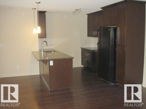 437 6076 Schonsee Way, Edmonton, AB - Indoor Photo Showing Kitchen