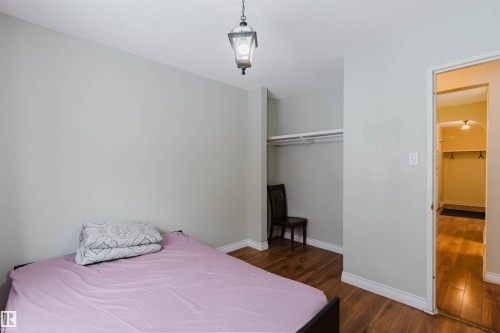 201 11450 40 Avenue, Edmonton, AB - Indoor Photo Showing Bedroom