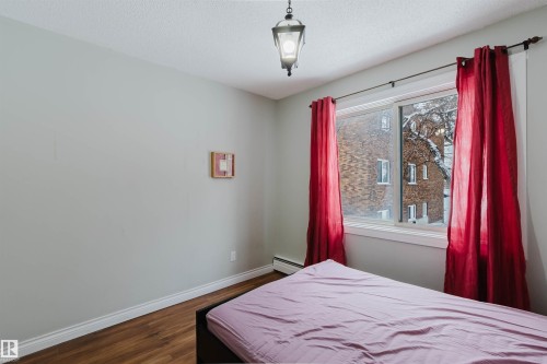 201 11450 40 Avenue, Edmonton, AB - Indoor Photo Showing Bedroom