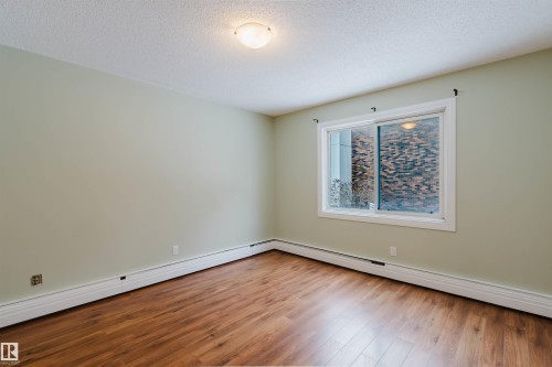 201 11450 40 Avenue, Edmonton, AB - Indoor Photo Showing Other Room