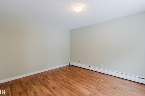 201 11450 40 Avenue, Edmonton, AB - Indoor Photo Showing Other Room