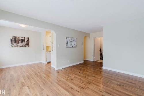 201 11450 40 Avenue, Edmonton, AB - Indoor