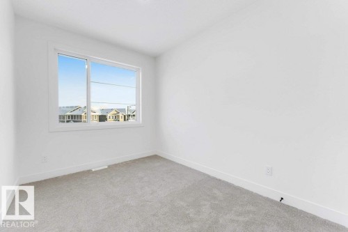 16724 34 Avenue, Edmonton, AB - Indoor Photo Showing Other Room