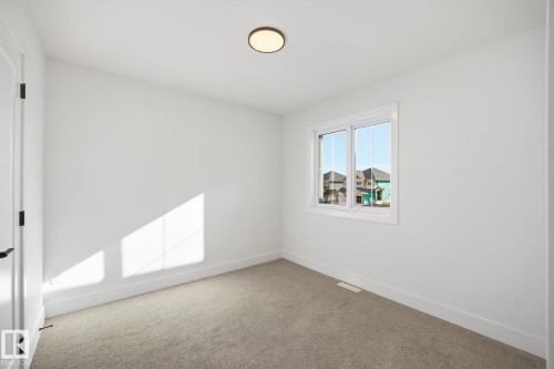 113 Hilton Cove, Spruce Grove, AB - Indoor Photo Showing Other Room