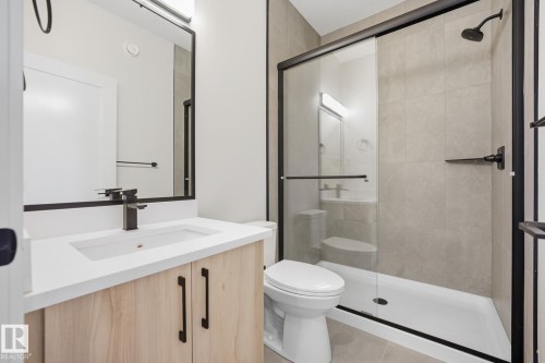 113 Hilton Cove, Spruce Grove, AB - Indoor Photo Showing Bathroom