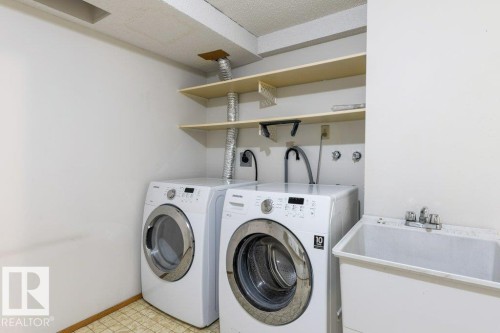 Edmonton, AB - Indoor Photo Showing Laundry Room