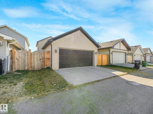 17724 6 Avenue, Edmonton, AB - Outdoor