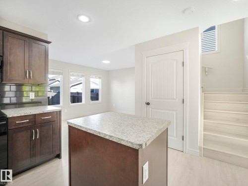 17724 6 Avenue, Edmonton, AB - Indoor