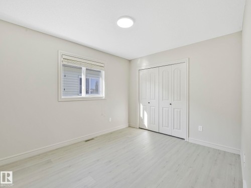 17724 6 Avenue, Edmonton, AB - Indoor Photo Showing Other Room
