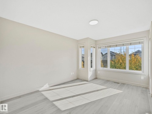 17724 6 Avenue, Edmonton, AB - Indoor Photo Showing Other Room