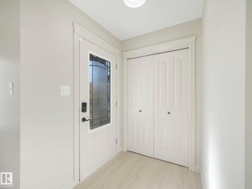 17724 6 Avenue, Edmonton, AB - Indoor Photo Showing Other Room