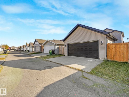 17724 6 Avenue, Edmonton, AB - Outdoor