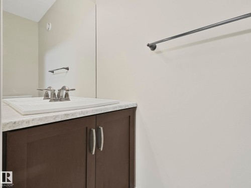 17724 6 Avenue, Edmonton, AB - Indoor Photo Showing Bathroom