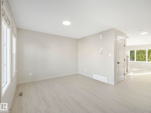 17724 6 Avenue, Edmonton, AB - Indoor Photo Showing Other Room