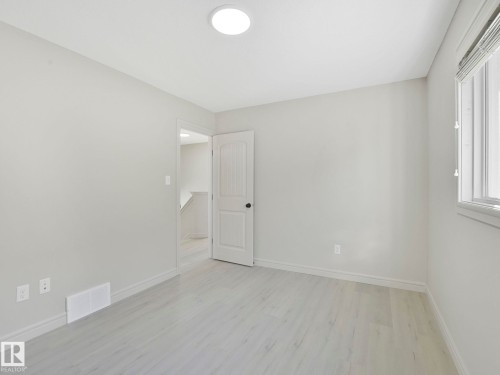17724 6 Avenue, Edmonton, AB - Indoor Photo Showing Other Room