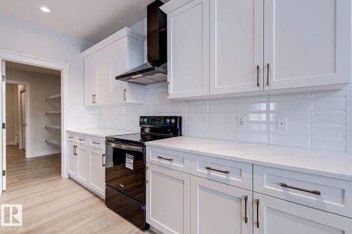 3719 42 Avenue, Beaumont, AB - Indoor Photo Showing Kitchen