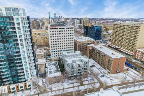 506 10046 110 Street, Edmonton, AB - Outdoor