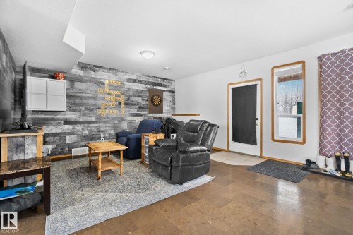 16 53122 Range Road 14, Rural Parkland County, AB - Indoor