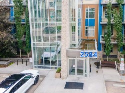 View of apartment building / complex - 